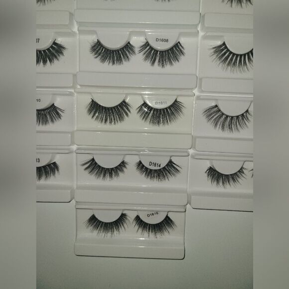 Mink Eyelash extensions 😍  - Picture 6 of 6